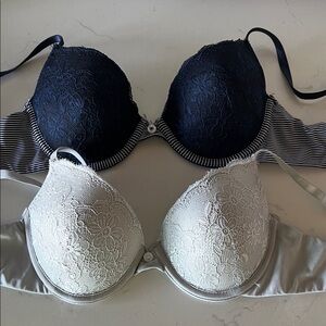 TWO Elegant Lace Bra Set - Navy Blue and Grey